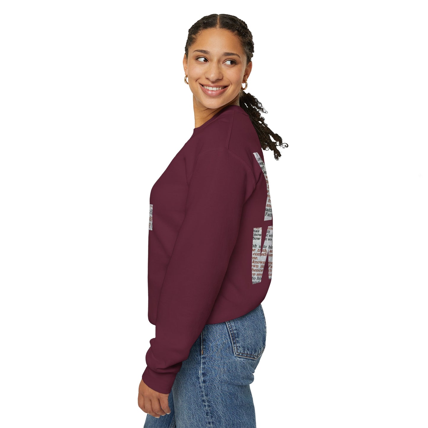 ✨ Yahweh Crown Sweatshirt – Simplicity with Power ✨
